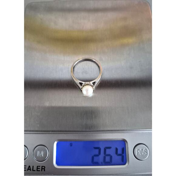 Vintage 14K White Gold Cathedral Cultured Pearl Ring - Picture 8 of 8